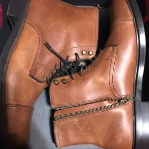 Aston Grey men’s boots